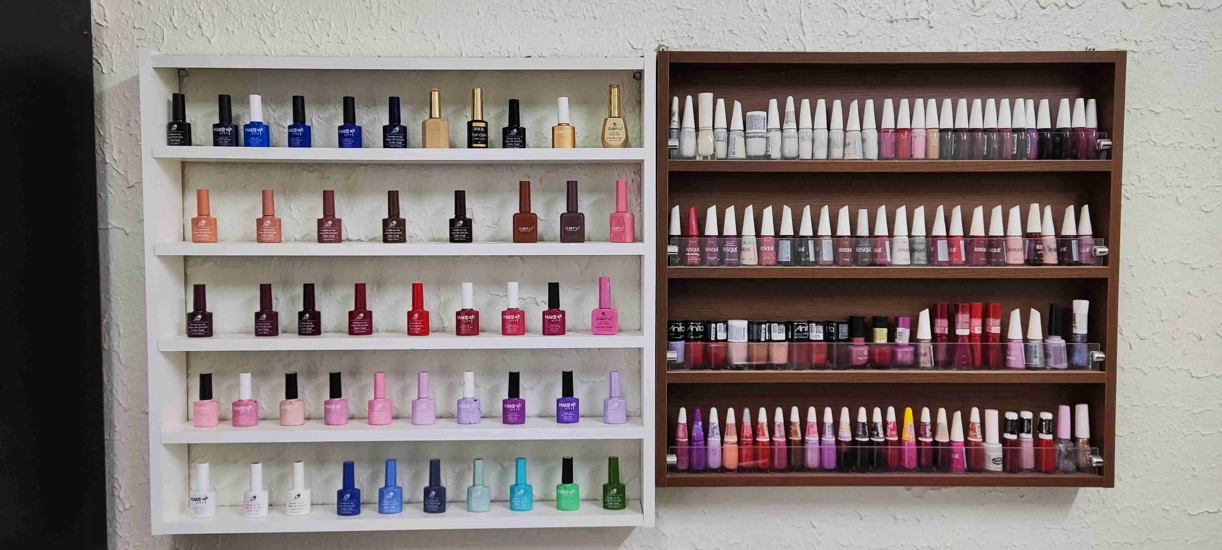 Aplicação de coloração capilar